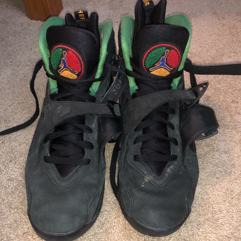 Slightly used Jordan 8 “Air Raid” size 11